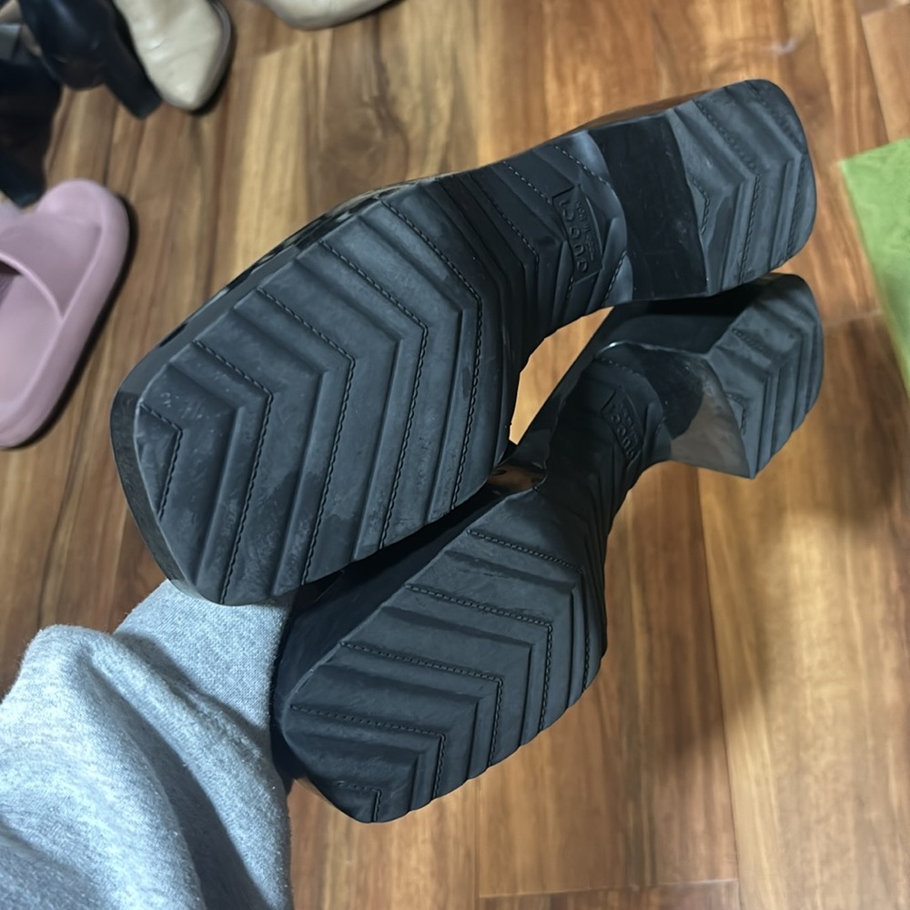Gucci Black Sandals - Picture 2 of 4